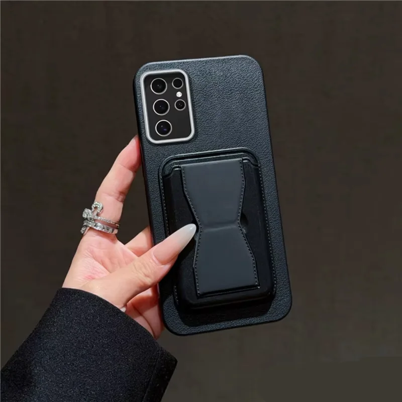 MAGSAFE CÜZDANLI KAPAK